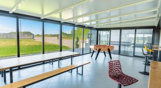 Image de Véranda pour professionnels : solution pour extension de vos locaux