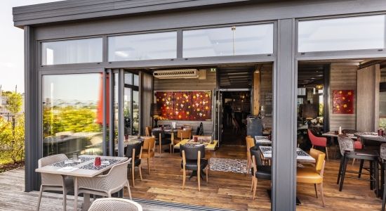 Véranda pour professionnels : solution pour extension de vos locaux