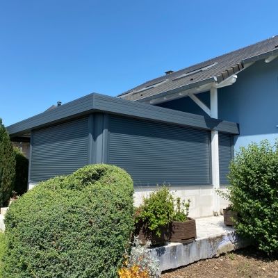 Véranda et Pergola en aluminium de teinte gris antique