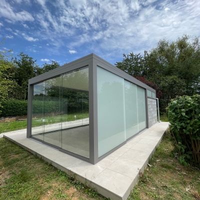 Gazebo moderne pergola vitrée