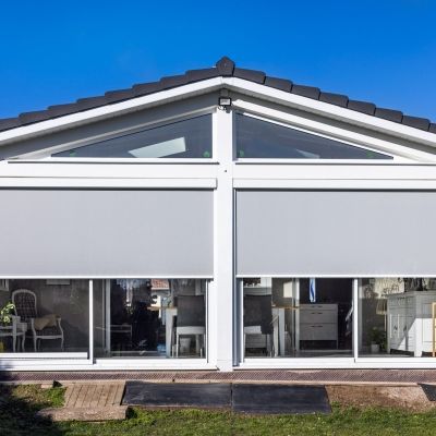Menuiseries alu blanches - Fermeture de terrasse