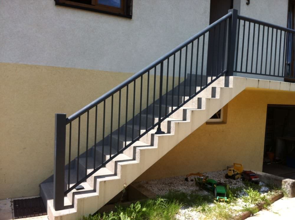 Rambarde Escalier en alu gris