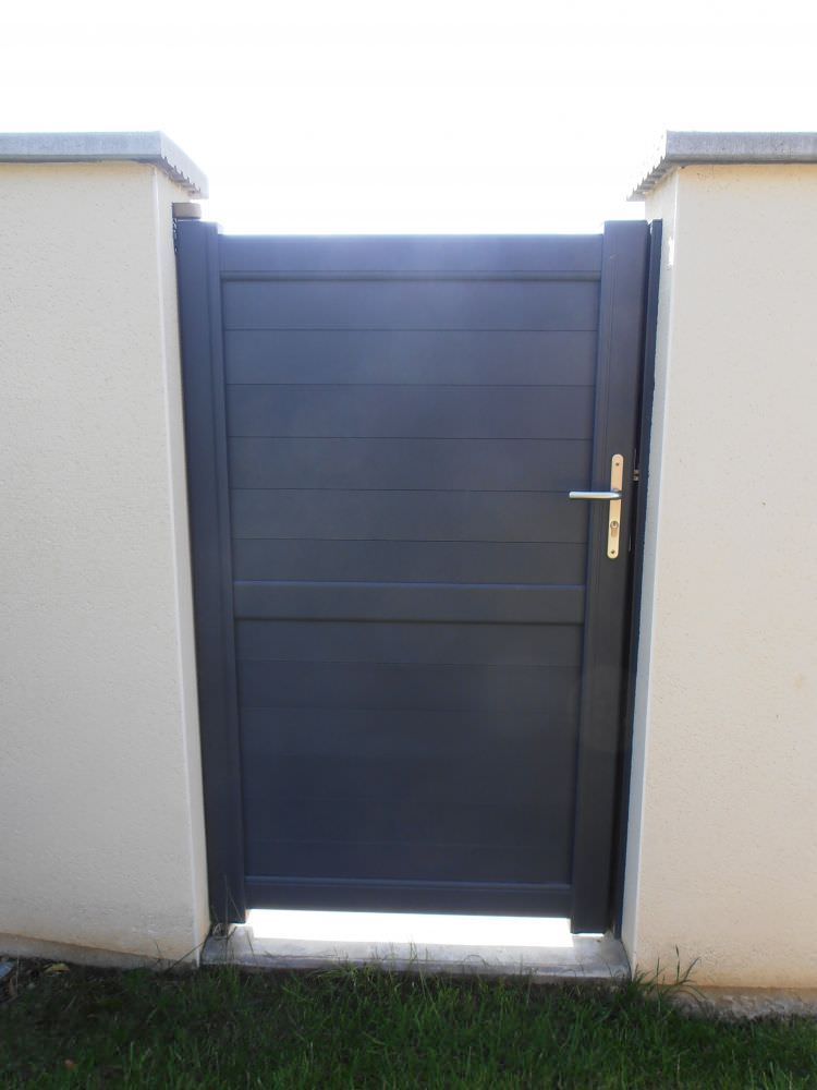 Portillon plein en alu