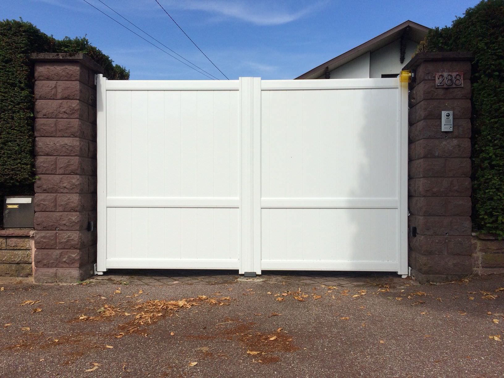 Portail 2 vantaux alu blanc