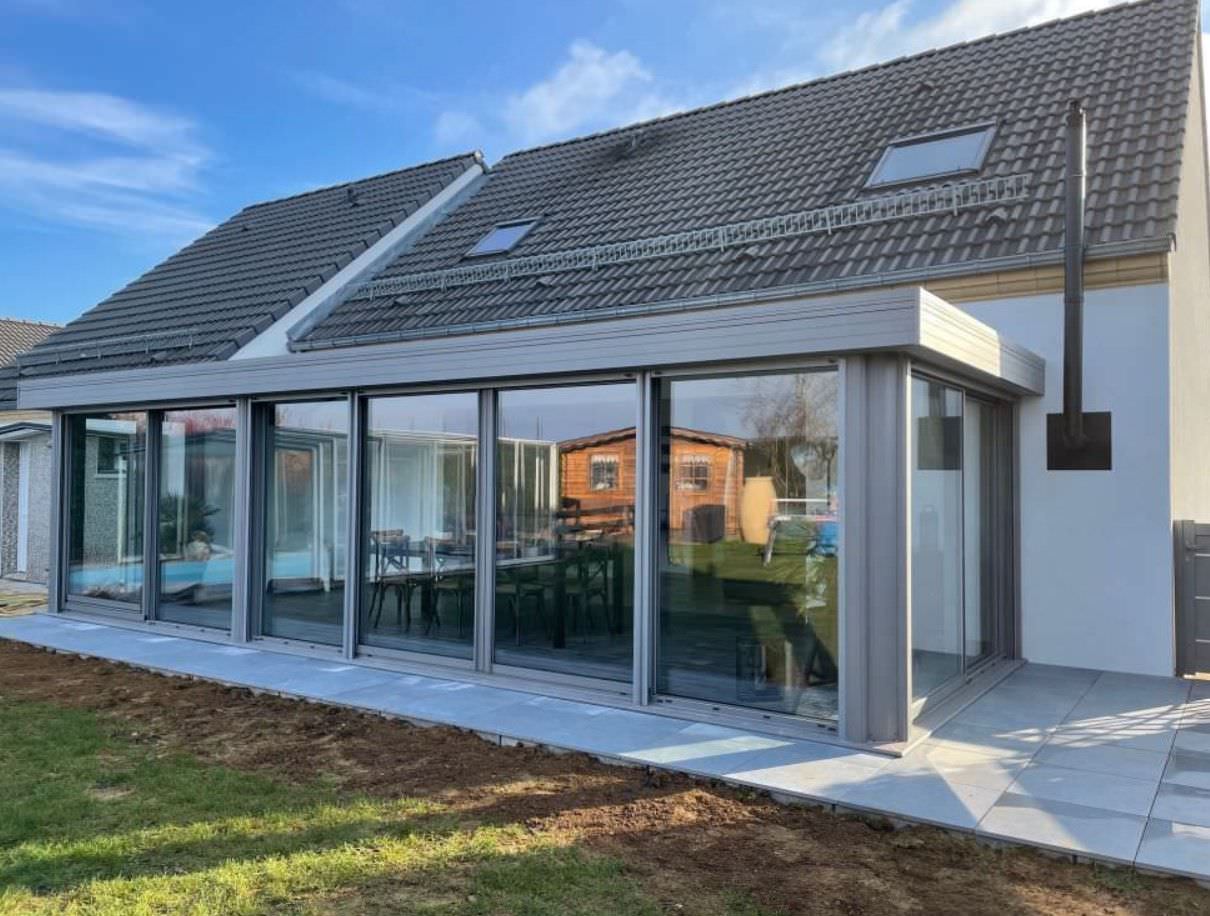 Véranda aluminium gris