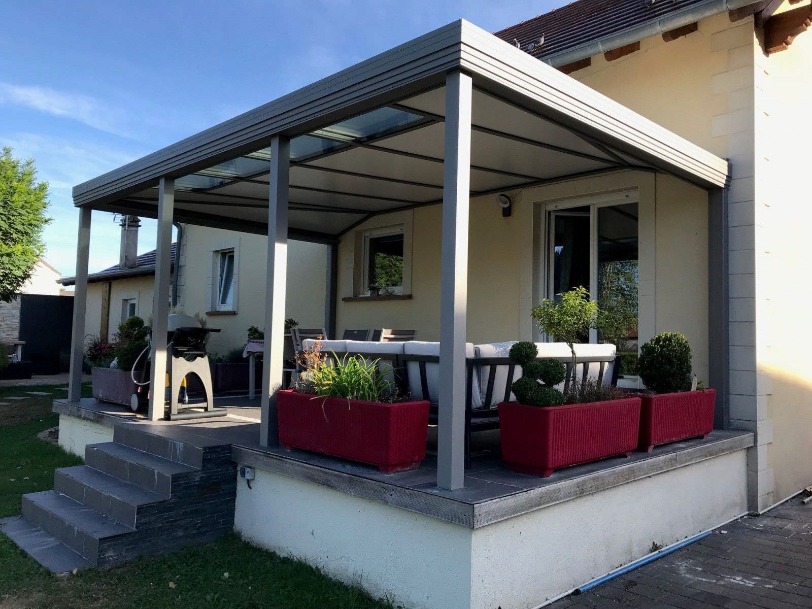 Auvent Pergola avec toit fabriqué en France