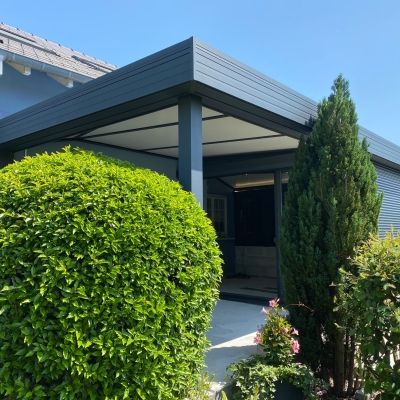 Véranda et Pergola en aluminium de teinte gris antique