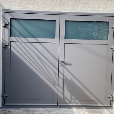 Porte de garage et porte d'entrée en aluminium gris diamant FBS
