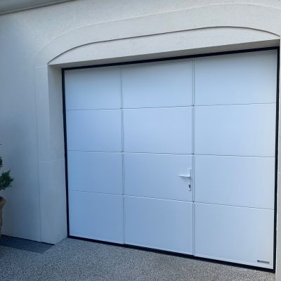 Porte de garage sectionnelle avec portillon Yutz Porte de garage sectionnelle avec portillon Yutz