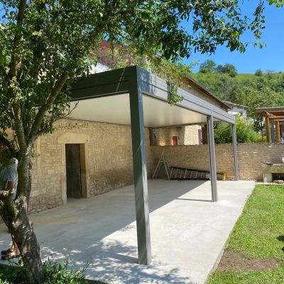 Auvent FBS Design aluminium et stores Bouillonville Auvent FBS Design aluminium et stores Bouillonville