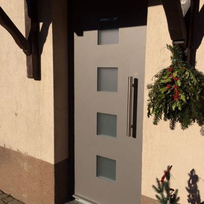 Porte d'entrée alu (rénovation) Bistroff (57)