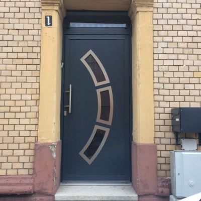 Porte d'entrée alu de qualité L'Hôpital (57)