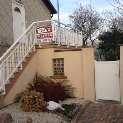 Portillon et rambarde entrée Vahl-Ebersing (57)