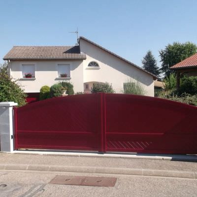 Portail 2 vantaux rouge  Portail 2 vantaux rouge