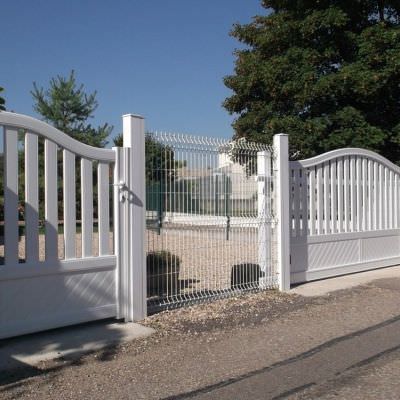 Portail et portillon traditionnels 