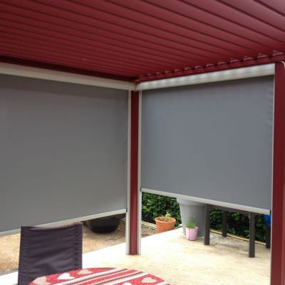 Pergola bio climatique avec store