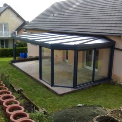 Auvents avec un côté fermé SARREGUEMINES (57)