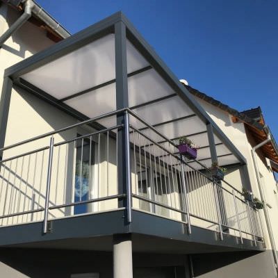 Auvent moderne en alu Toiture balcon