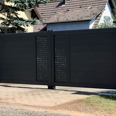 Portail battant design en aluminium Wimmenau (67) Portail battant design en aluminium Wimmenau (67)