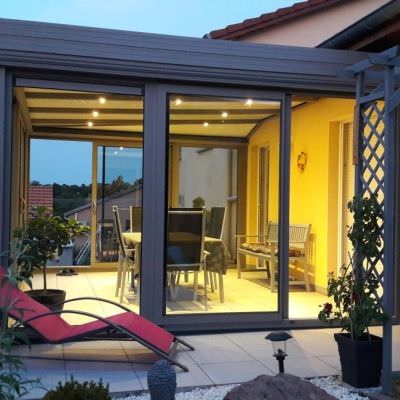 Véranda alu protection de terrasse avec éclairage