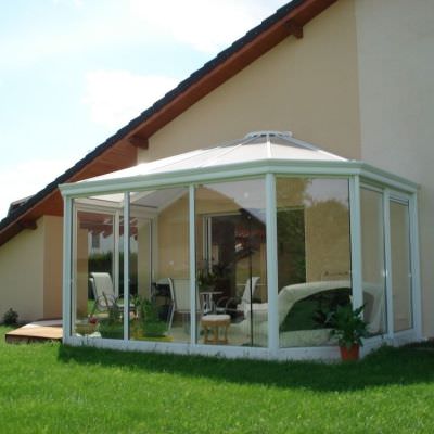 Véranda traditionnelle blanche en aluminium Lorraine Alsace Véranda traditionnelle blanche en aluminium Lorraine Alsace