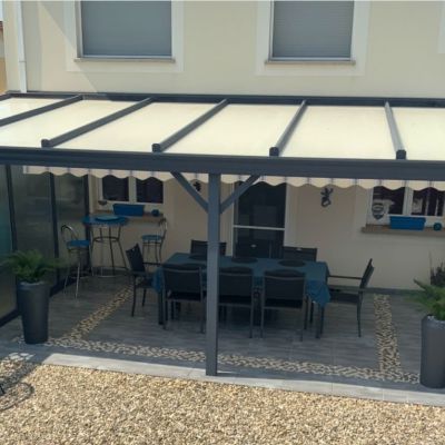 Auvent avec toit transparent Auvent avec toit transparent