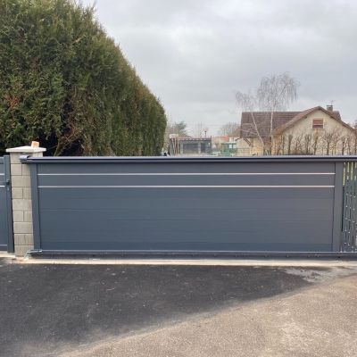 Portail coulissant et portillon en aluminium BENNEY Portail coulissant et portillon en aluminium BENNEY